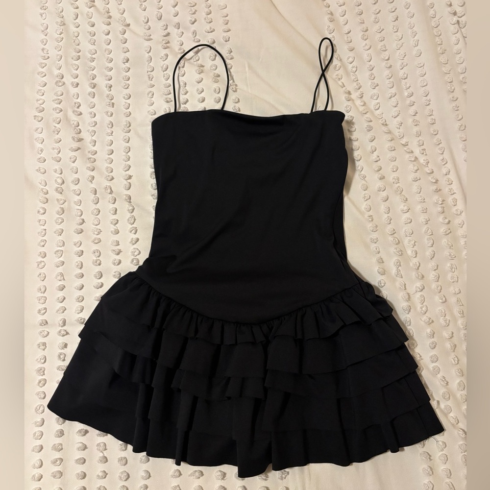 Elegant Black Strapless Dress